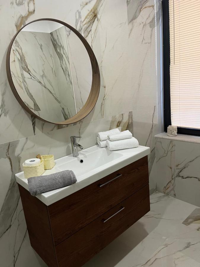 Bed and Breakfast Residenza Marcelli Изерния Экстерьер фото